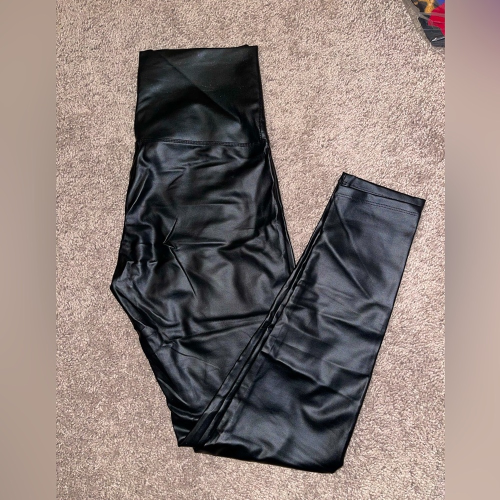 Faux leather leggings